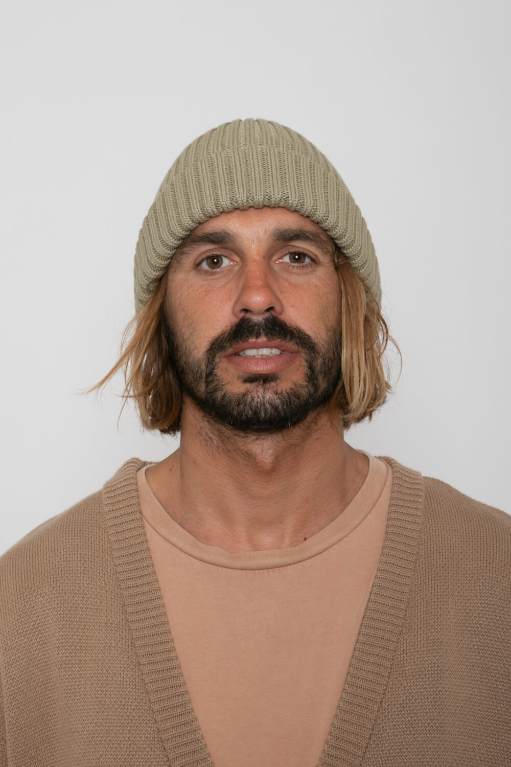 LOS AMIGOS Organic Cotton Beanie . Light Khaki Green